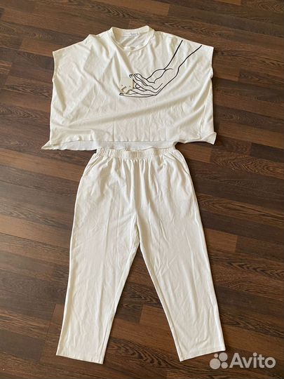 Корейский костюм женский