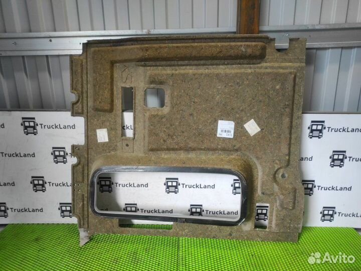 Обшивка боковой стенки кабины левая Man Tgs