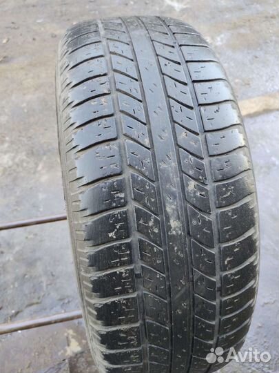 Goodyear Wrangler HP All Weather 235/60 R18