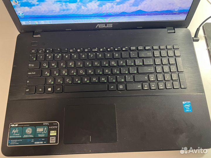 Ноутбук Asus X751L