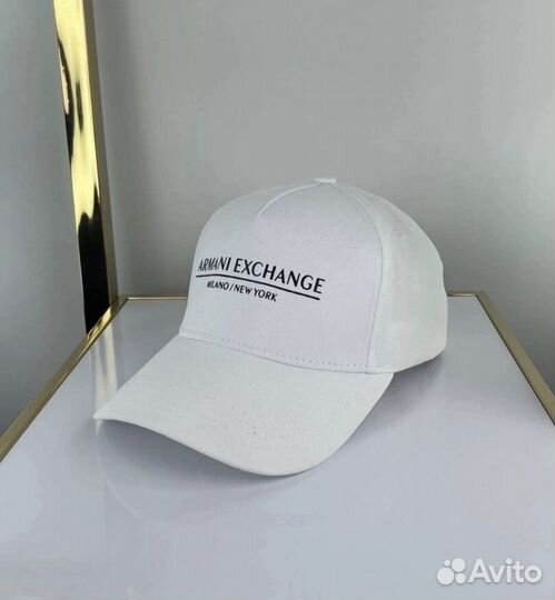 Кепки Armani в наличии
