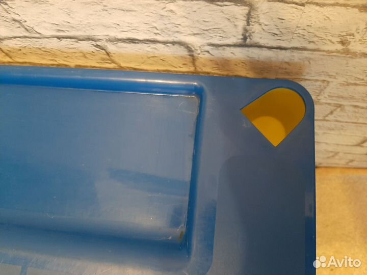 Детский столик