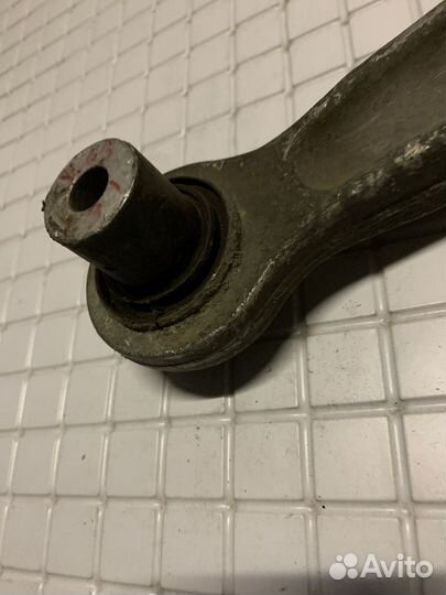 Рычаг задний правый BMW E63