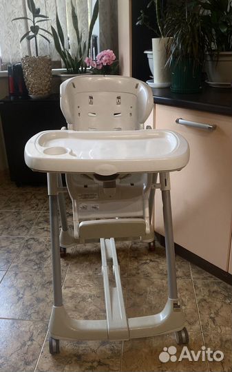 Стульчик для кормления peg perego