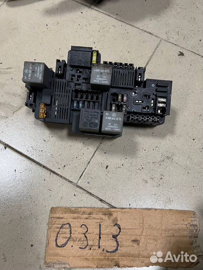 Блок предохранителей на Mercedes W222