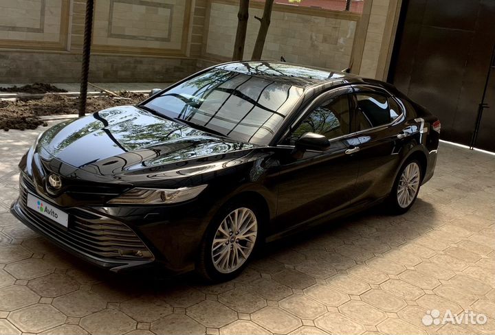 Toyota Camry 2.5 AT, 2019, 110 000 км