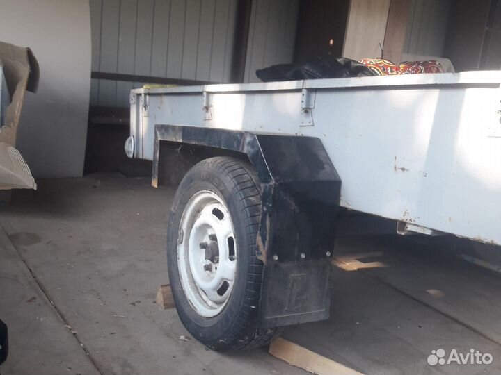 Легковой прицеп