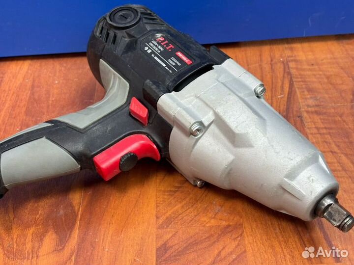 Гайковерт P.I.T. Piw 1050-C