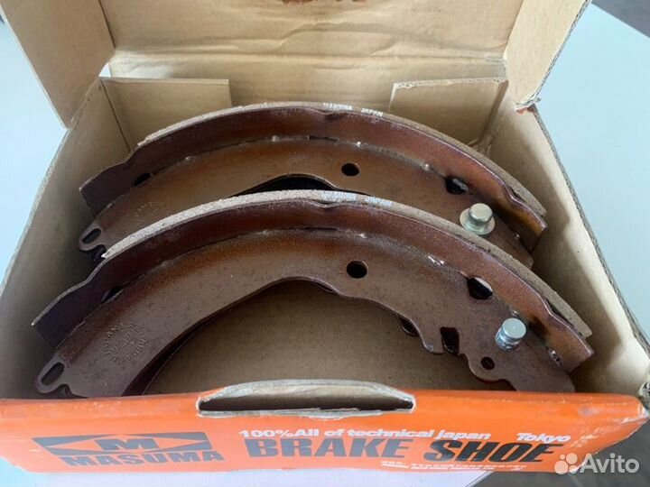 Колодки тормозные задние Mitsubishi Galant