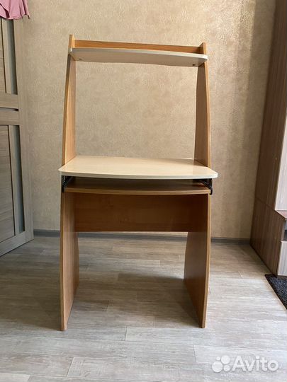 Компьютерный столик