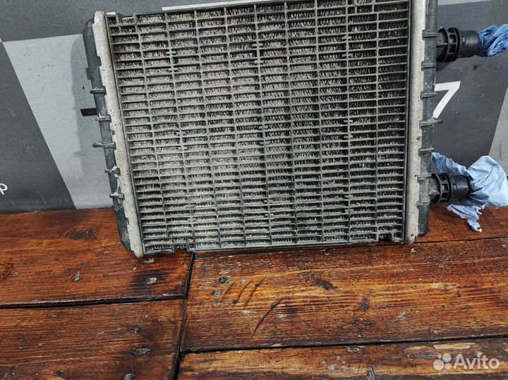Радиатор дополнительный Mercedes G-Class W463 18-н