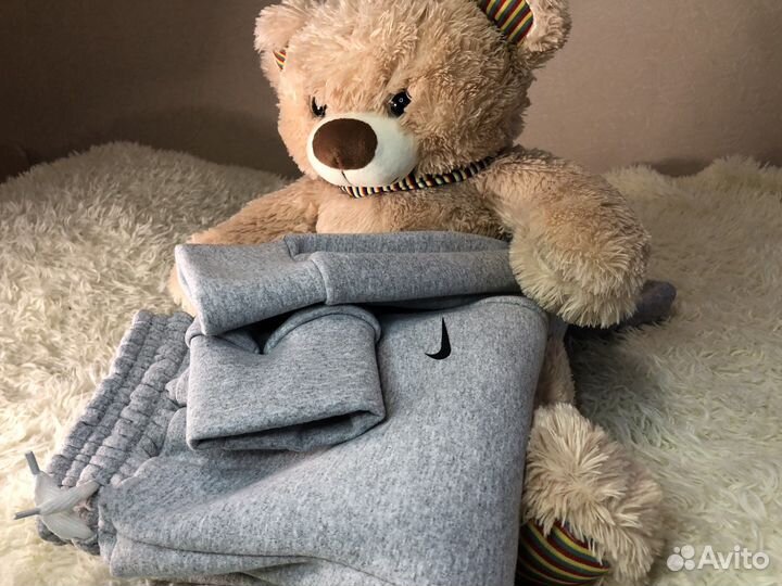 Спортивный костюм