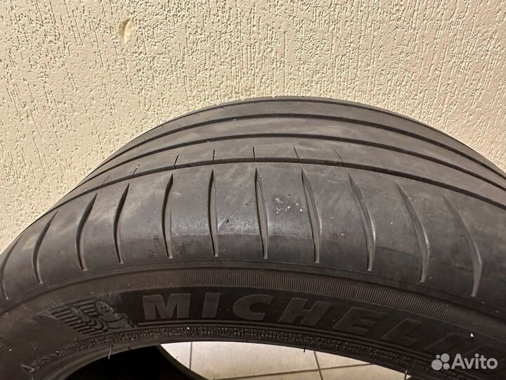 Michelin Pilot Sport 4 275/40 R18 103Y