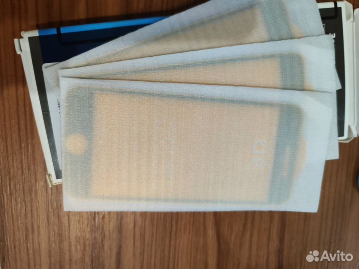 Защитное стекло iPhone 7, 8, SE 2020