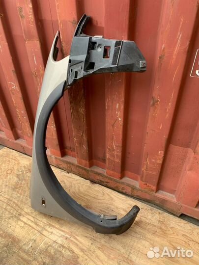 Переднее правое крыло Вольво хс70 Volvo XC70