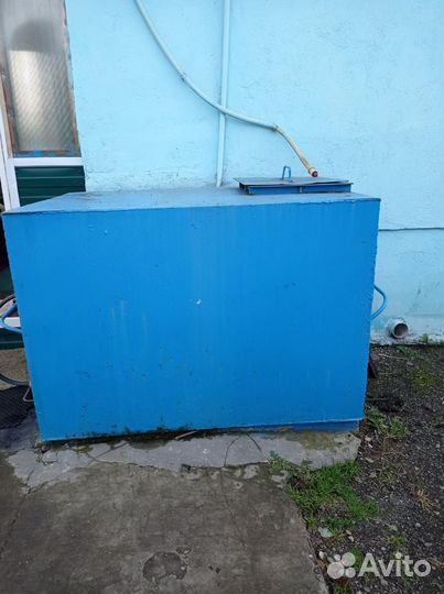 Бак для воды металлический