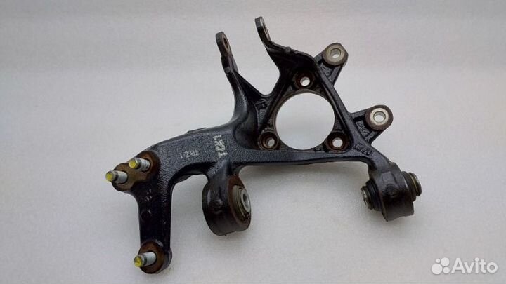 Кулак поворотный задний правый Kia K5
