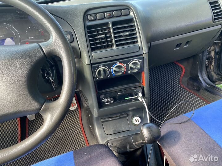 ВАЗ 2112 1.6 МТ, 2006, 248 000 км