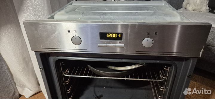 Духовой шкаф electrolux EOB43410
