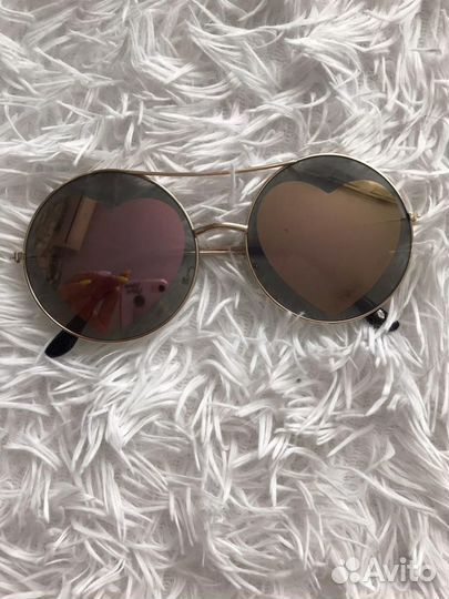 Солнцезащитные очки