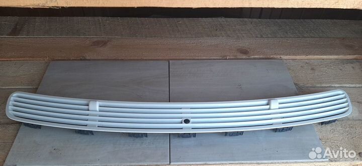 Решетка капота Mercedes E-Class W211