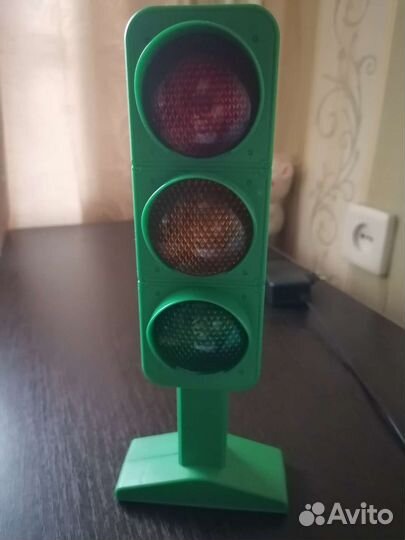 Игрушка светофор