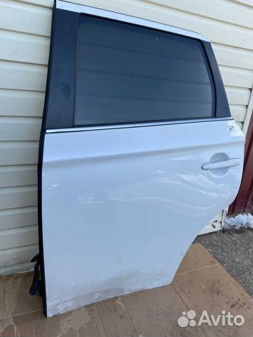 Дверь задняя левая Mitsubishi Outlander 3