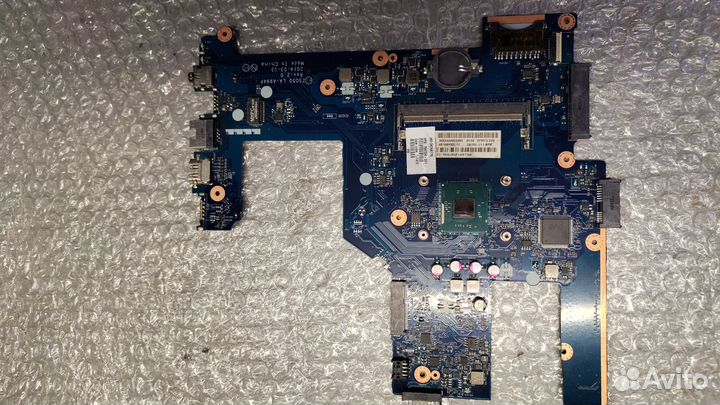 Материнские платы ноутбуков на запчасти