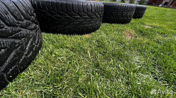 Nokian Tyres Hakkapeliitta R2 SUV 255/60 R18