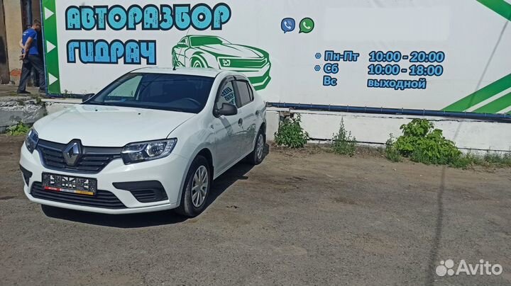 Повторитель на крыло правый Renault Logan 2 261601