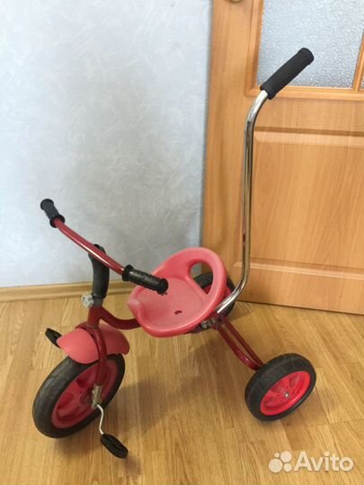 Трехколесный велосипед с родительской ручкой