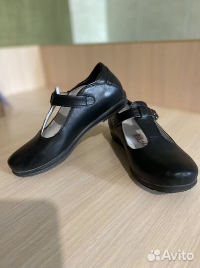 Туфли школьные для девочки 29 размер, кожа