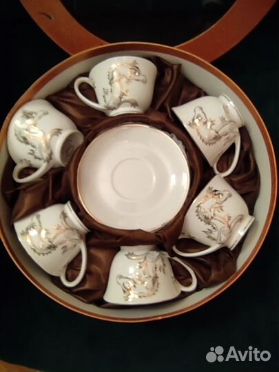 Чайный сервиз на 6 персон