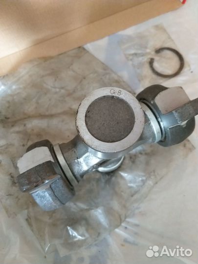 Крестовина кардана scania