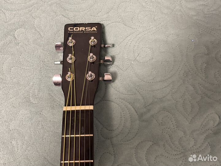 Акустическая гитара corsa и чехол для гитары