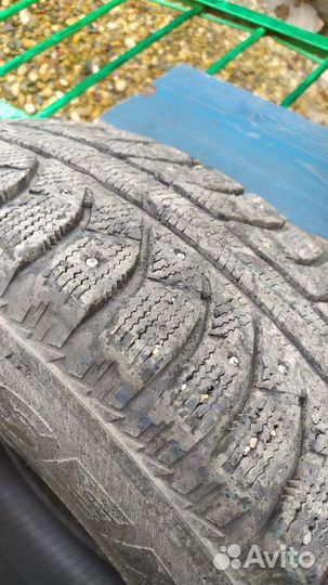 Bridgestone Ice Cruiser 7000 225/70 R16 107T