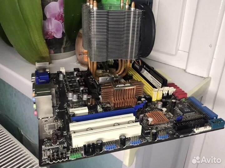 Материнская плата с процессором