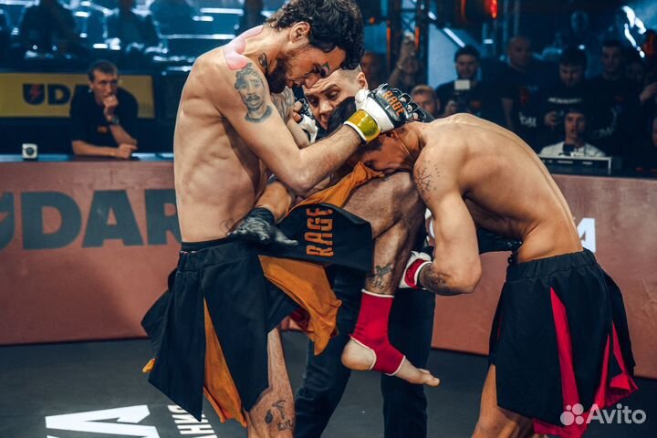 Тренер по кикбоксингу