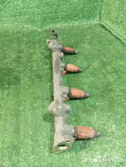 Форсунка инжекторная электрическая Mitsubishi Cari