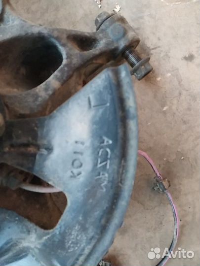 Поворотный кулак Mazda 3 BM