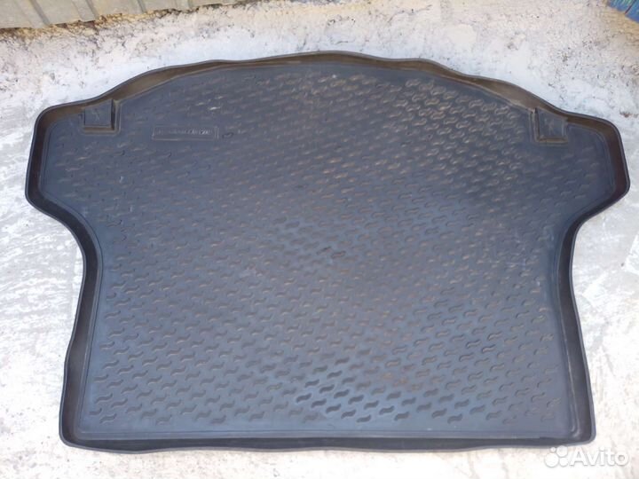 Коврик багажника
