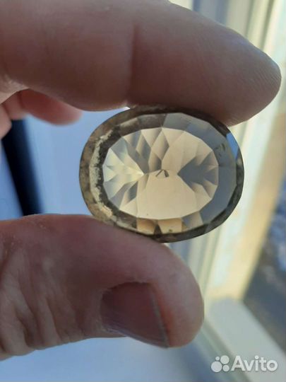 Ювелирный каменьТопаз