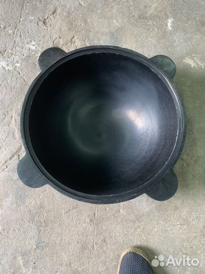 Казан чугунный с крышкой