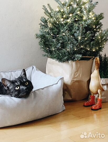 Лежанка для собак и кошек