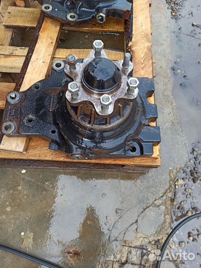 Редуктор погрузчика komatsu