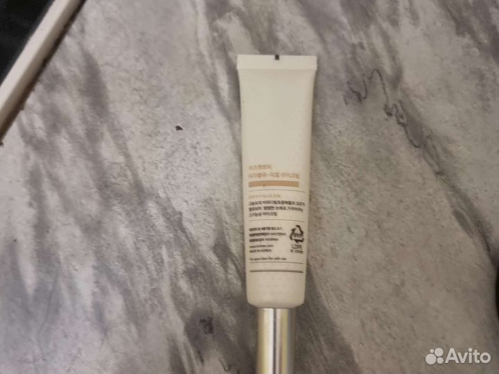 Isntree крем для век антивозрастной