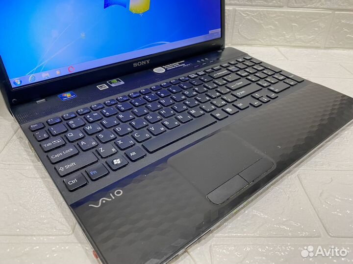 Ноутбук Sony vaio, i5-2450m