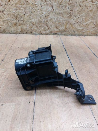 Блок abs Opel Zafira B A17DTJ 2011