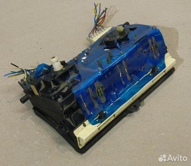 Панель приборная VW Golf 2 без тахометра