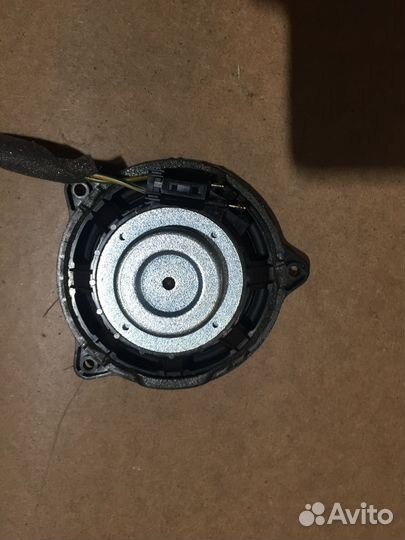 Динамик среднечастотный Land Rover Sport 2